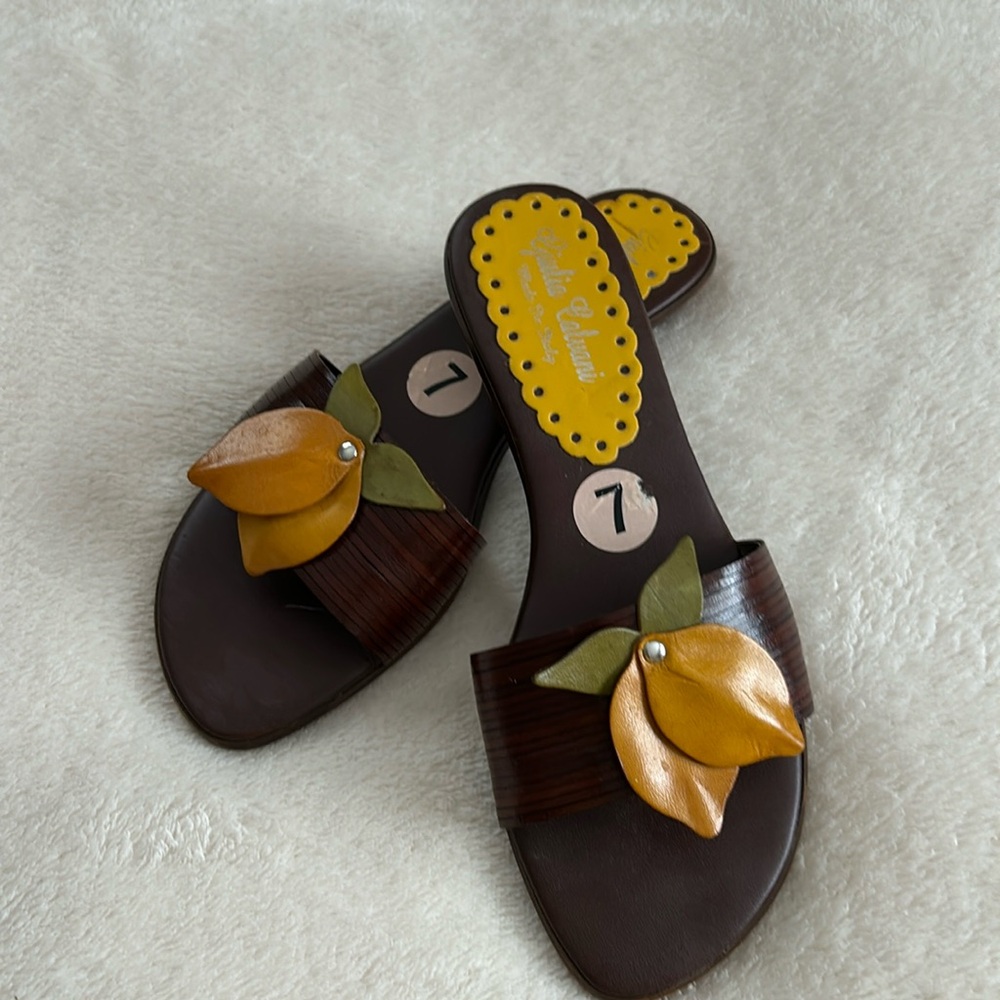 Giulia Calvani Lemon Slides